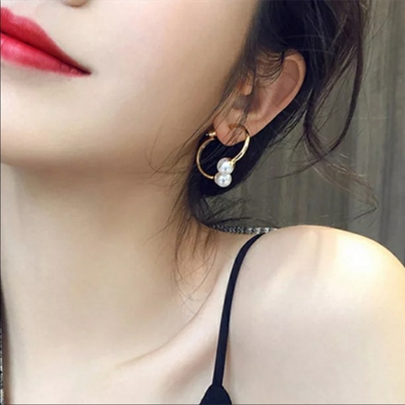 NEW Double Sided Faux Pearl & Gold Hoop Earrings - Picture 2 of 11